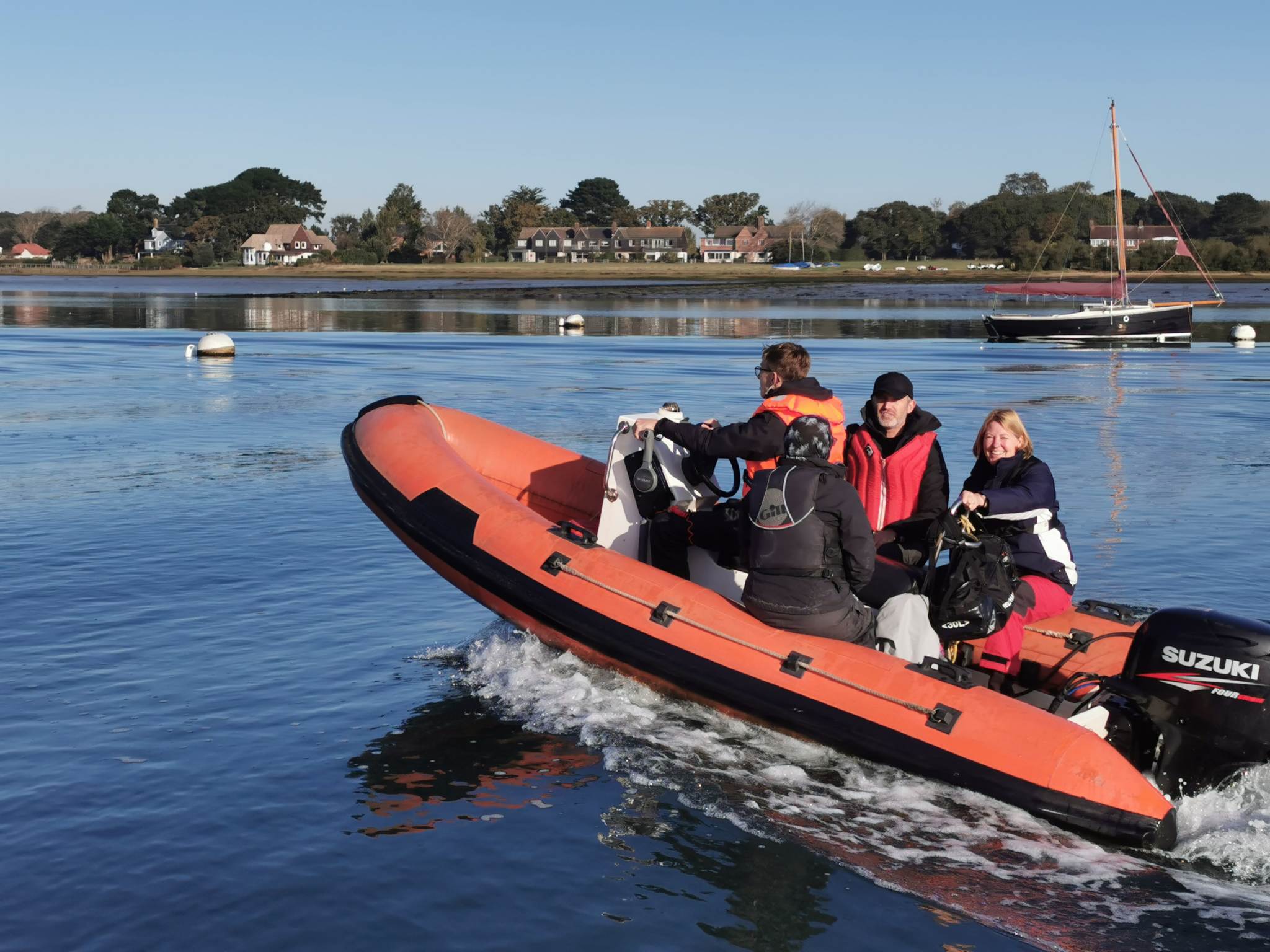 Powerboat Training • Chichester Yacht Club